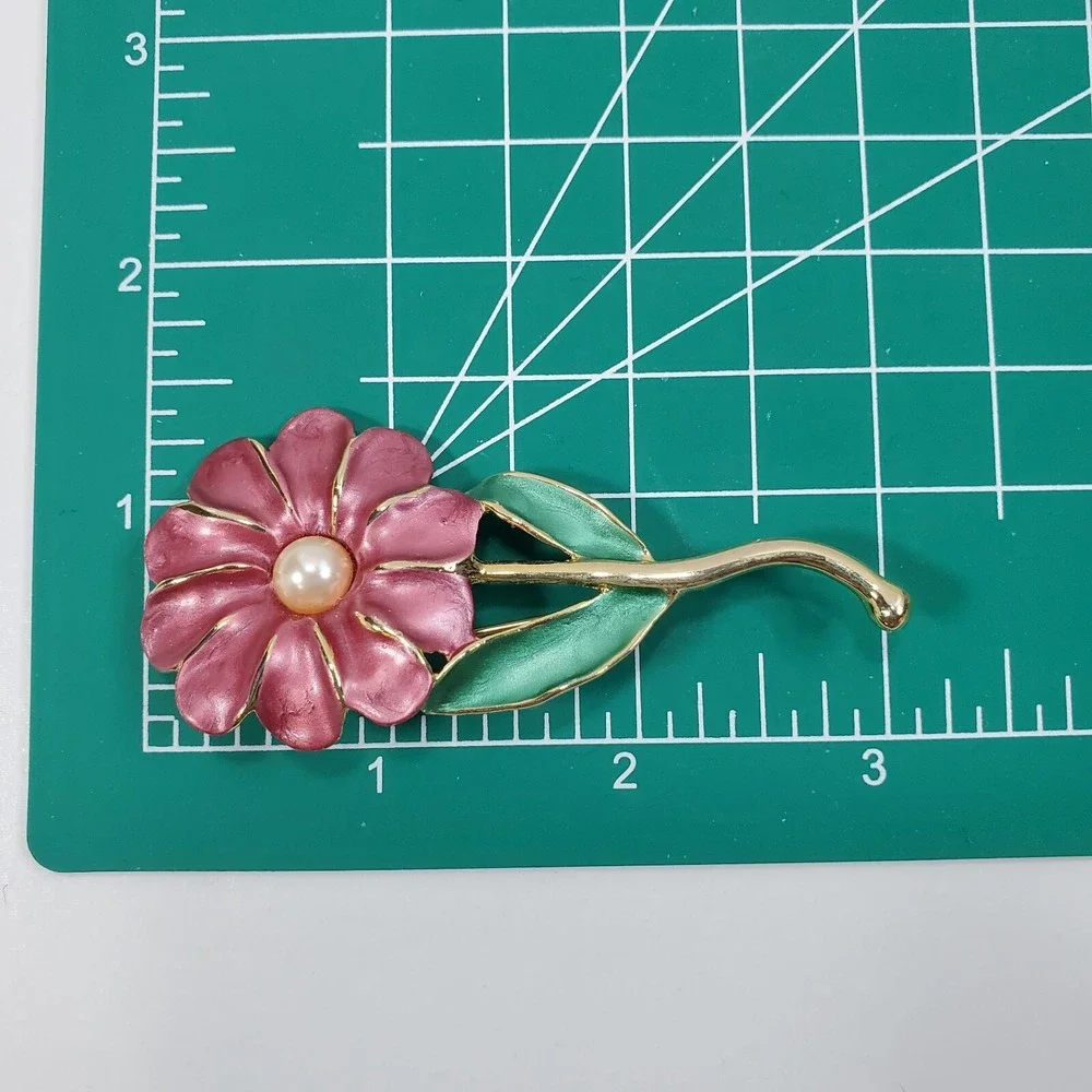 Gold Tone Multi-color Enamel Faux Pearl Flower Floral Brooch Pin Jewelry